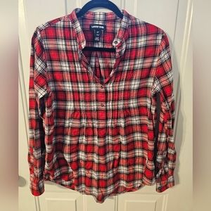 Size 6 petite lands and long sleeve red flannel shirt